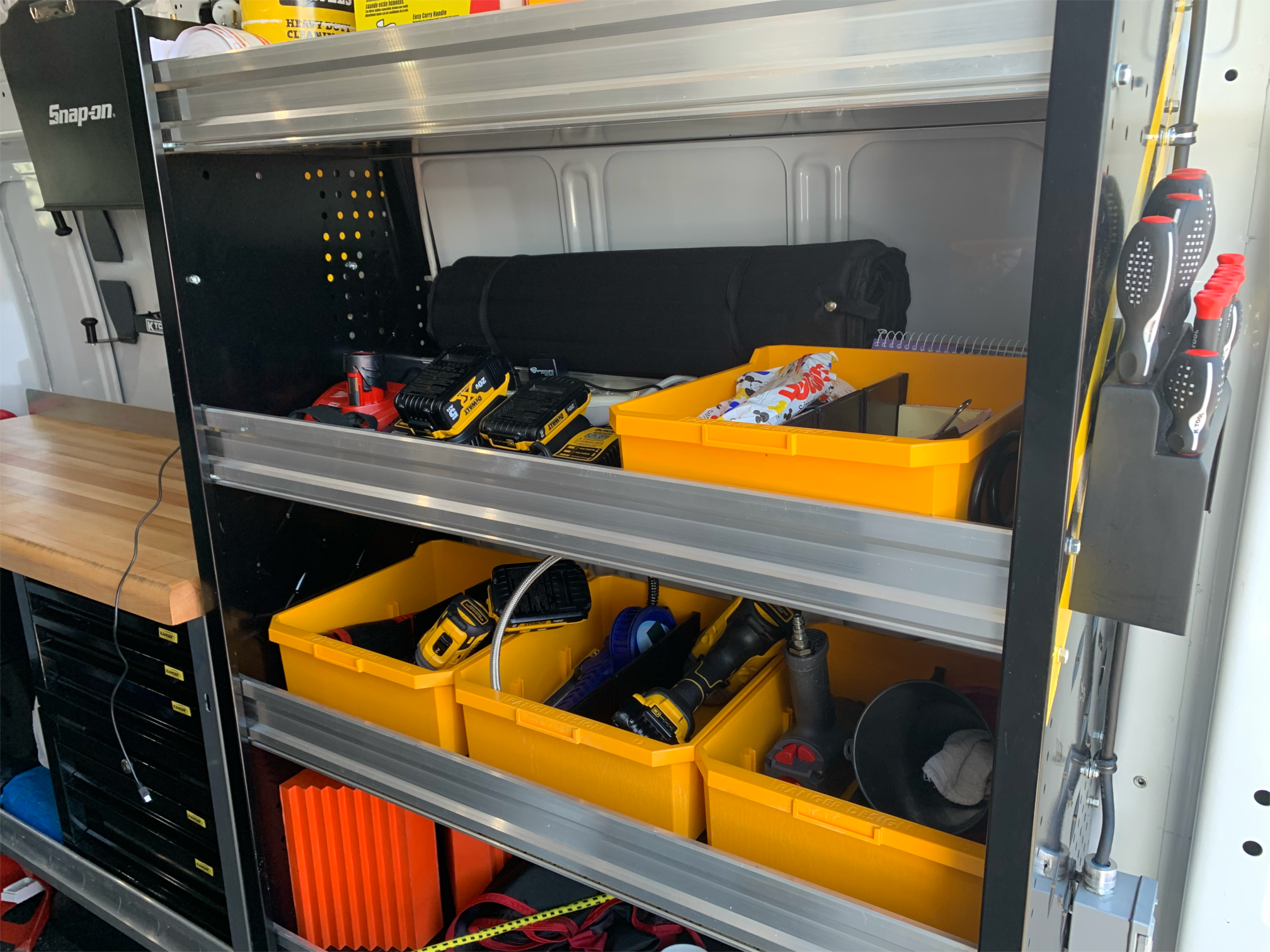 Mobile Unit Shelf Setup 2